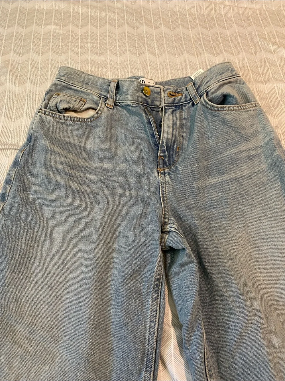 Zara Light Blue High-Waist Women’s Jeans - Picture 1 of 6